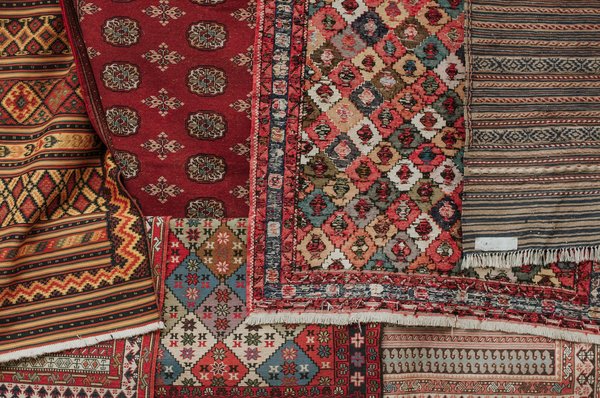 Où participer à des ateliers de fabrication de tapis en Turquie : écoles et artisans recommandés ?